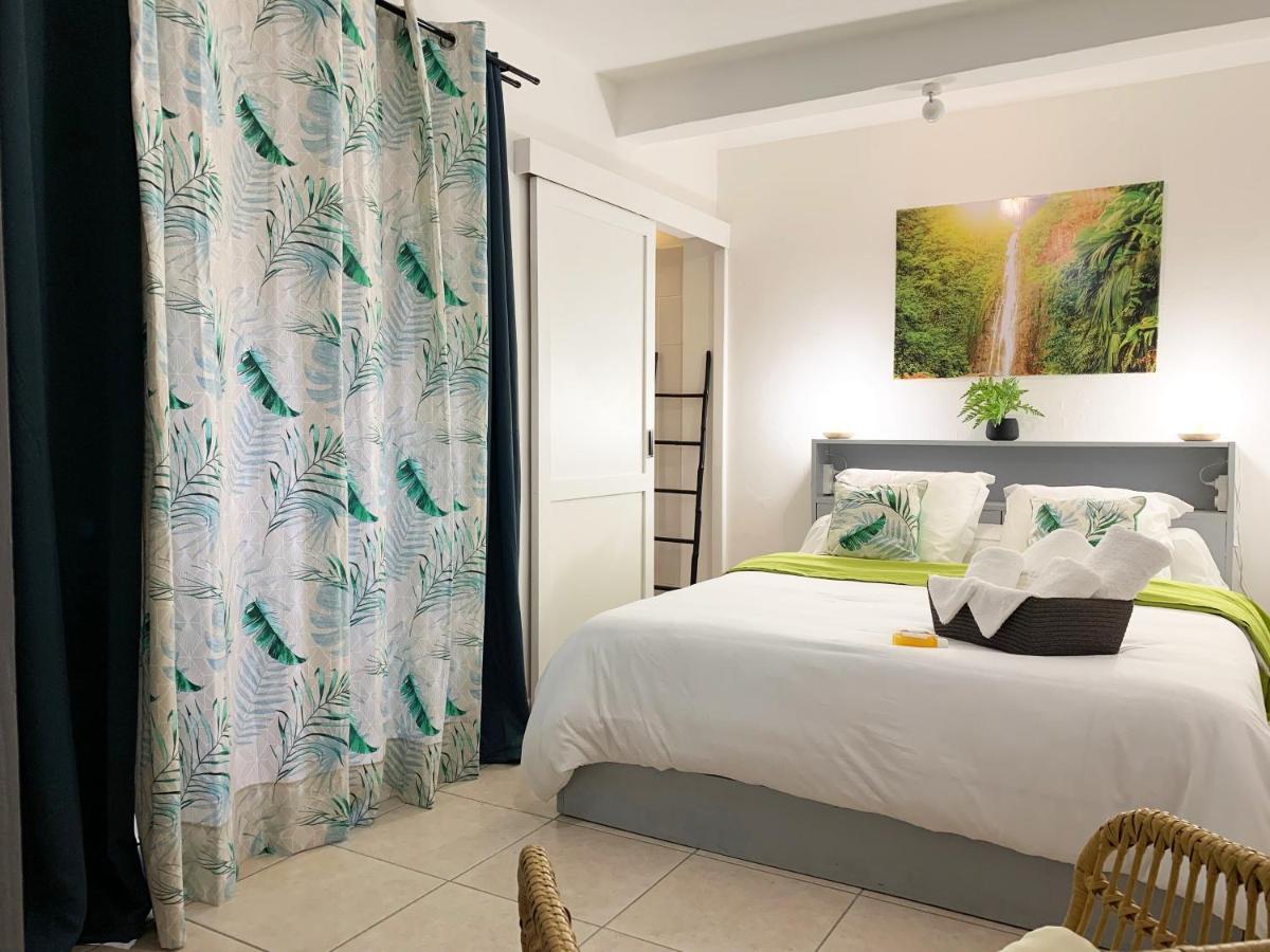 Le Zandoli Petit-Bourg Ngoại thất bức ảnh